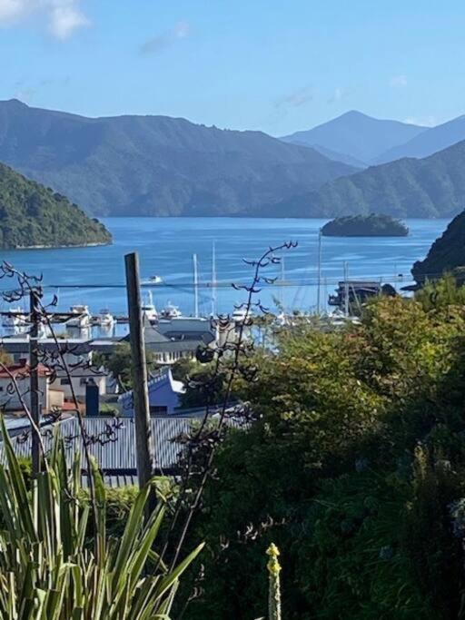 Sea-Renity Picton, Apt B 外观 照片